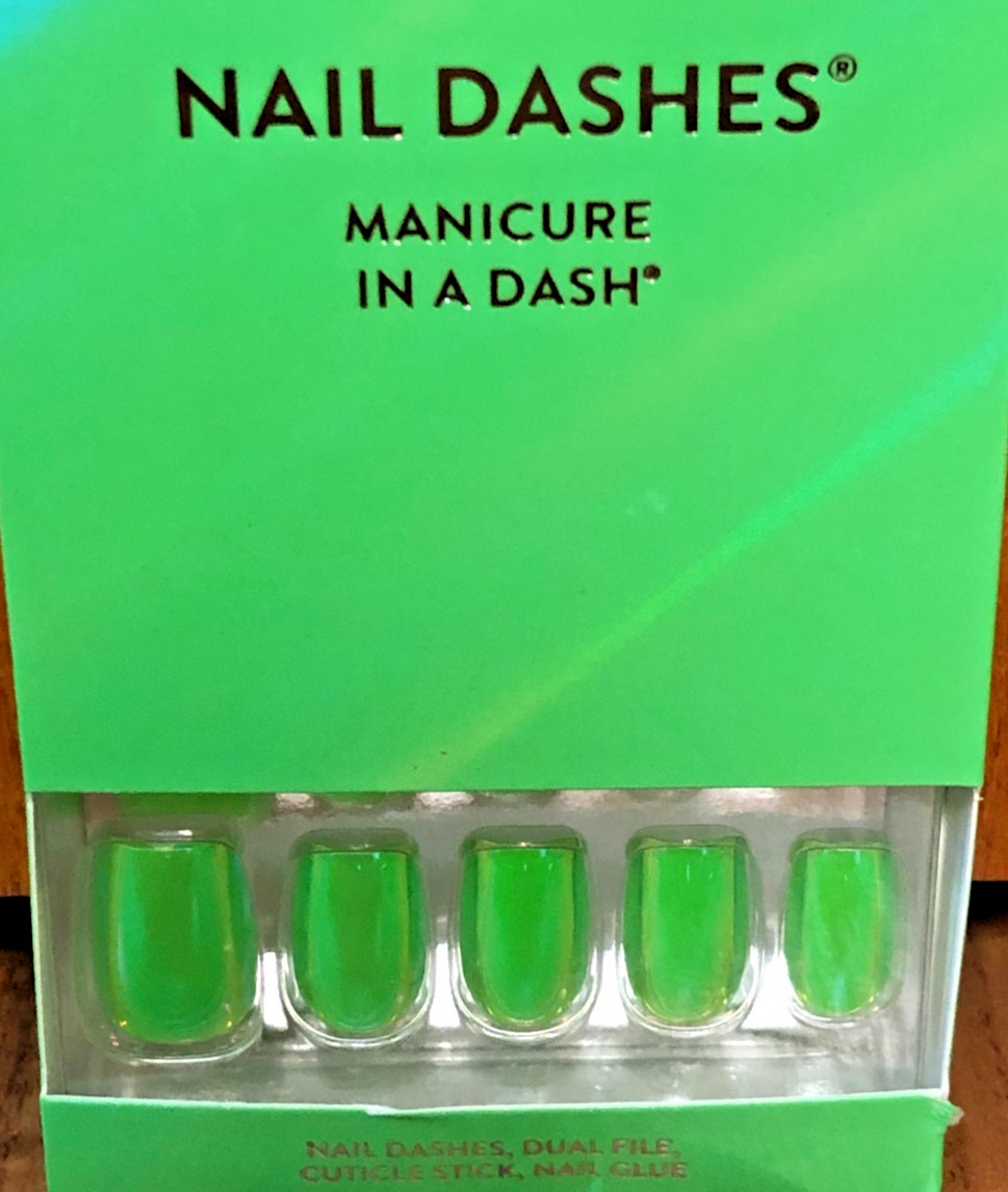Red Aspen Nail Dashes ( Short Coffin ) ” A Summer Icon, Iva ” Lime Green
