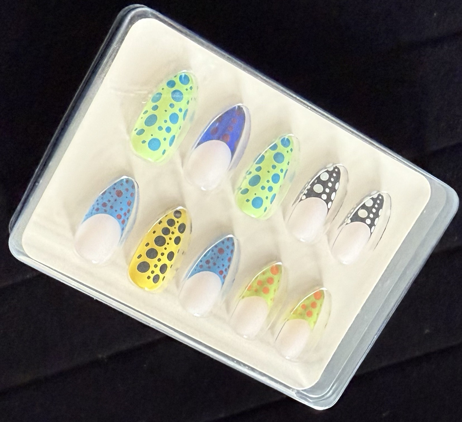 Press On Nails, Sassy MyPrettyLittle Digits~Includes Free Gifts❣️