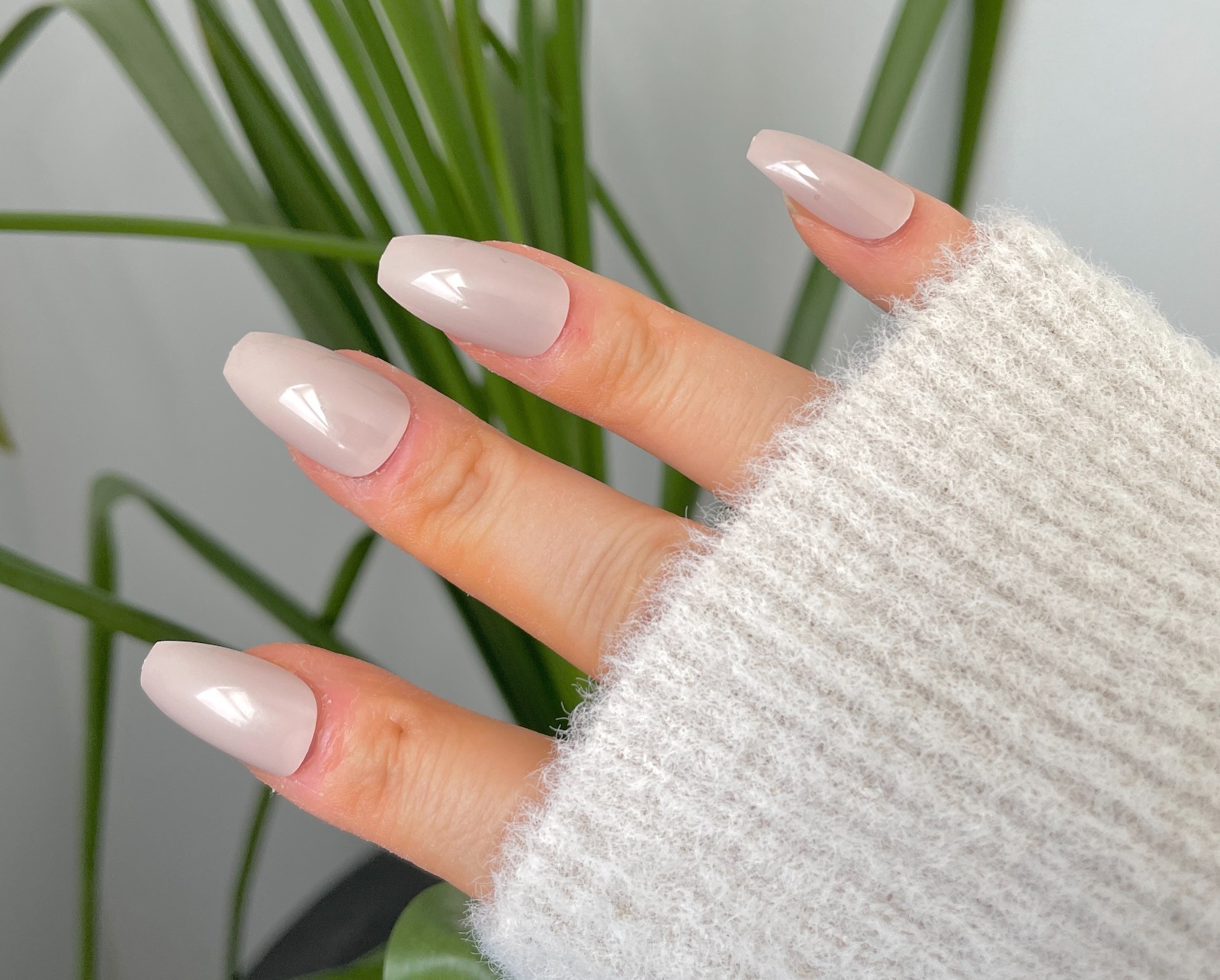 Nude Coffin Press On Nails – 24pcs – 100 Sets – Inventory Clear Out