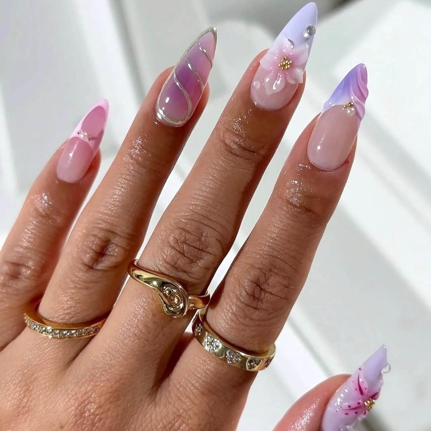 3D Flower Press on Nails Medium Almond Fake Nails with Floral Pearl Designs Purp