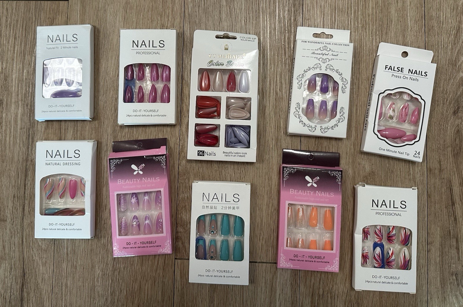 Lot of Press On Nails – 9 Boxes w 24 Nails Each & 1 Box of 96 Nails in 4 Colors