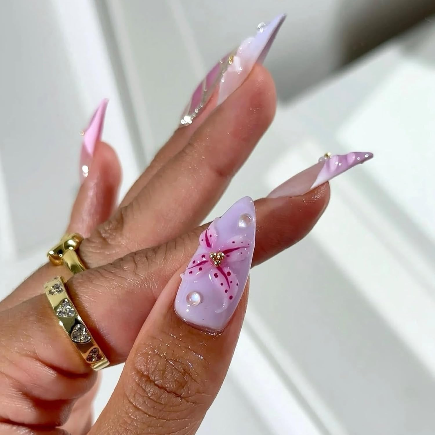 3D Flower Press on Nails Medium Almond Fake Nails with Floral Pearl Designs Purp