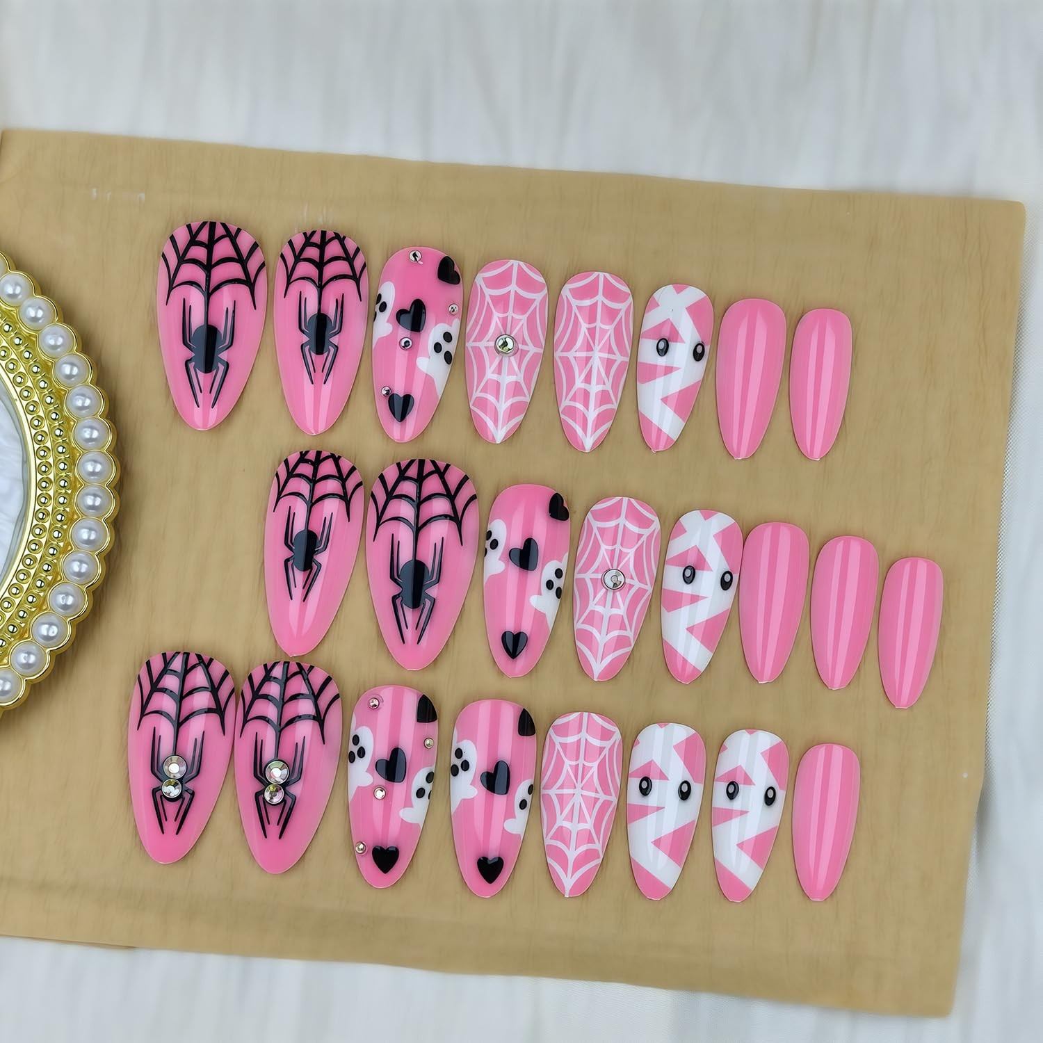 24Pcs Halloween Press on Nails Cute Ghost Fake 4in*3in*0.06ib, Multicolor