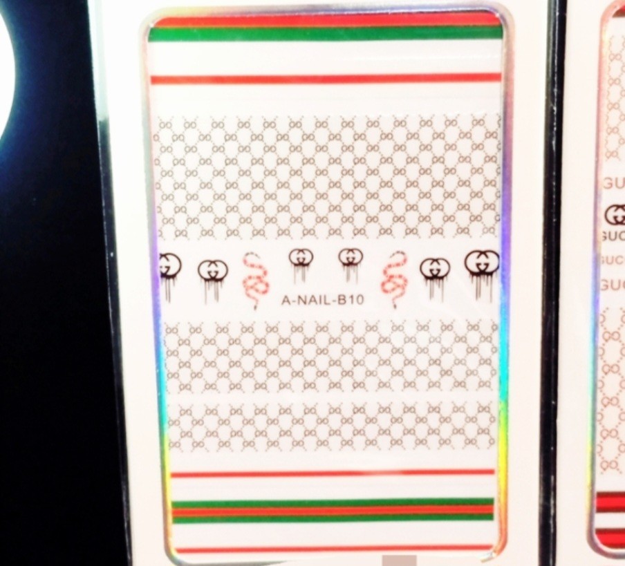 NWT NAIL ART DESIGN SELF-SEAL STICKERS SOLID RED, BLACK & GREEN SNAKES N°28!