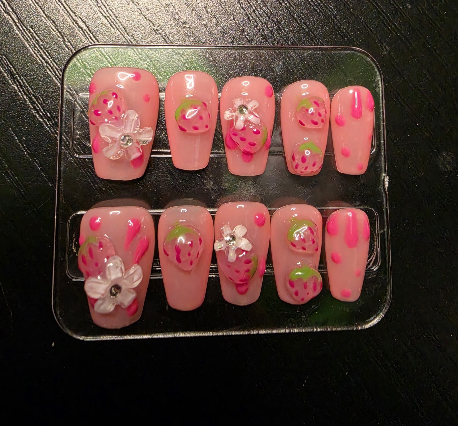Handmade Press-On Nails: Size Medium