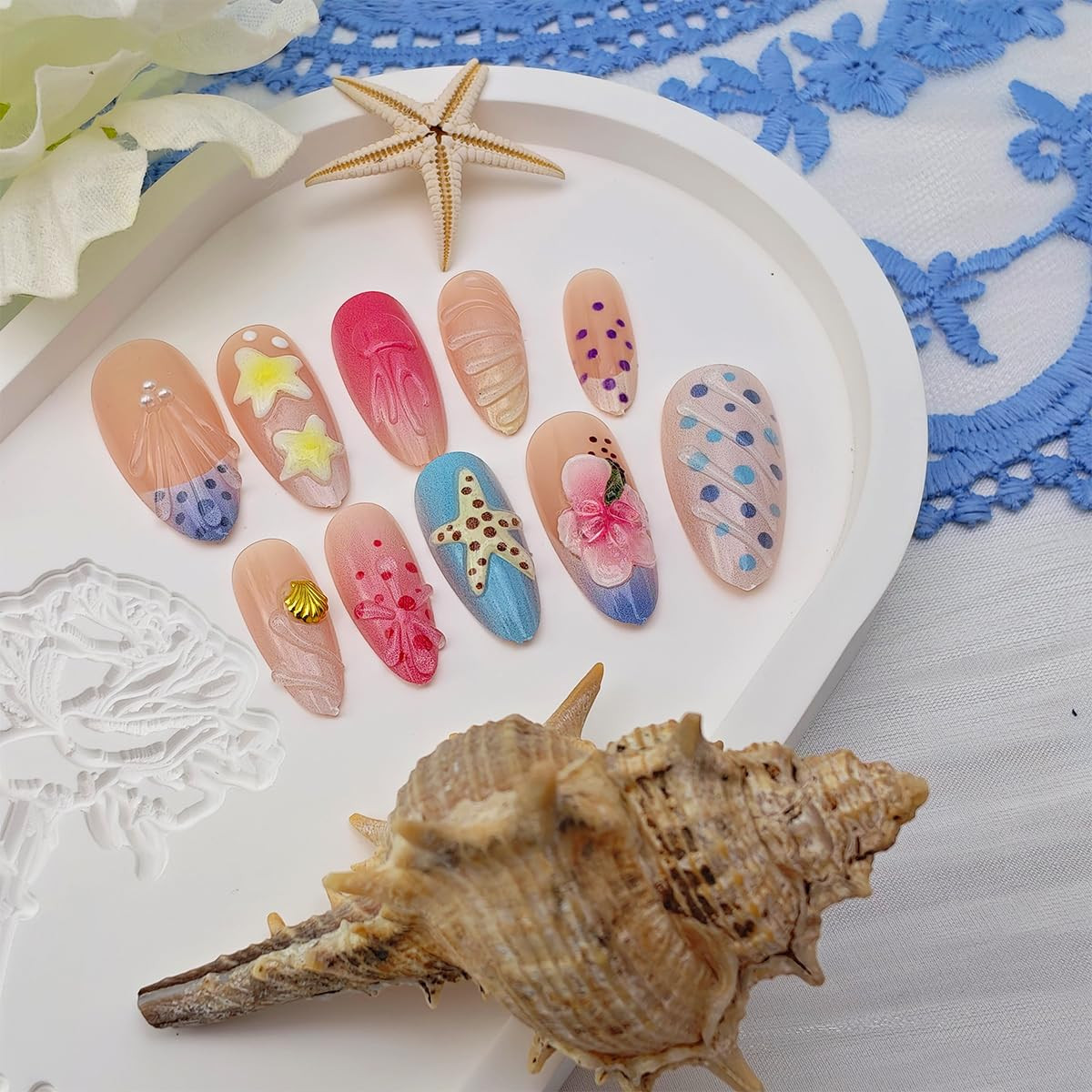 3D Summer Press on Nails Medium Almond Beach Fake Nails Gold Shell Jellyfish Oce