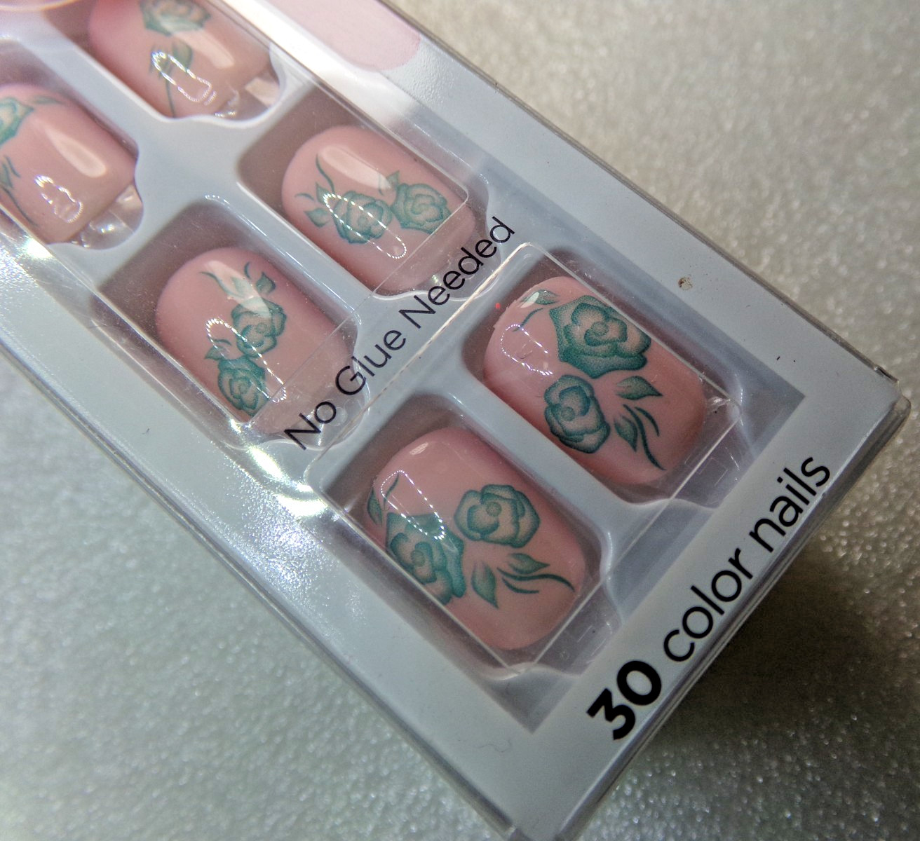 IMPRESS NAILS PRESS ON Short – Shiny Light Pink, Green Roses, Square Shape