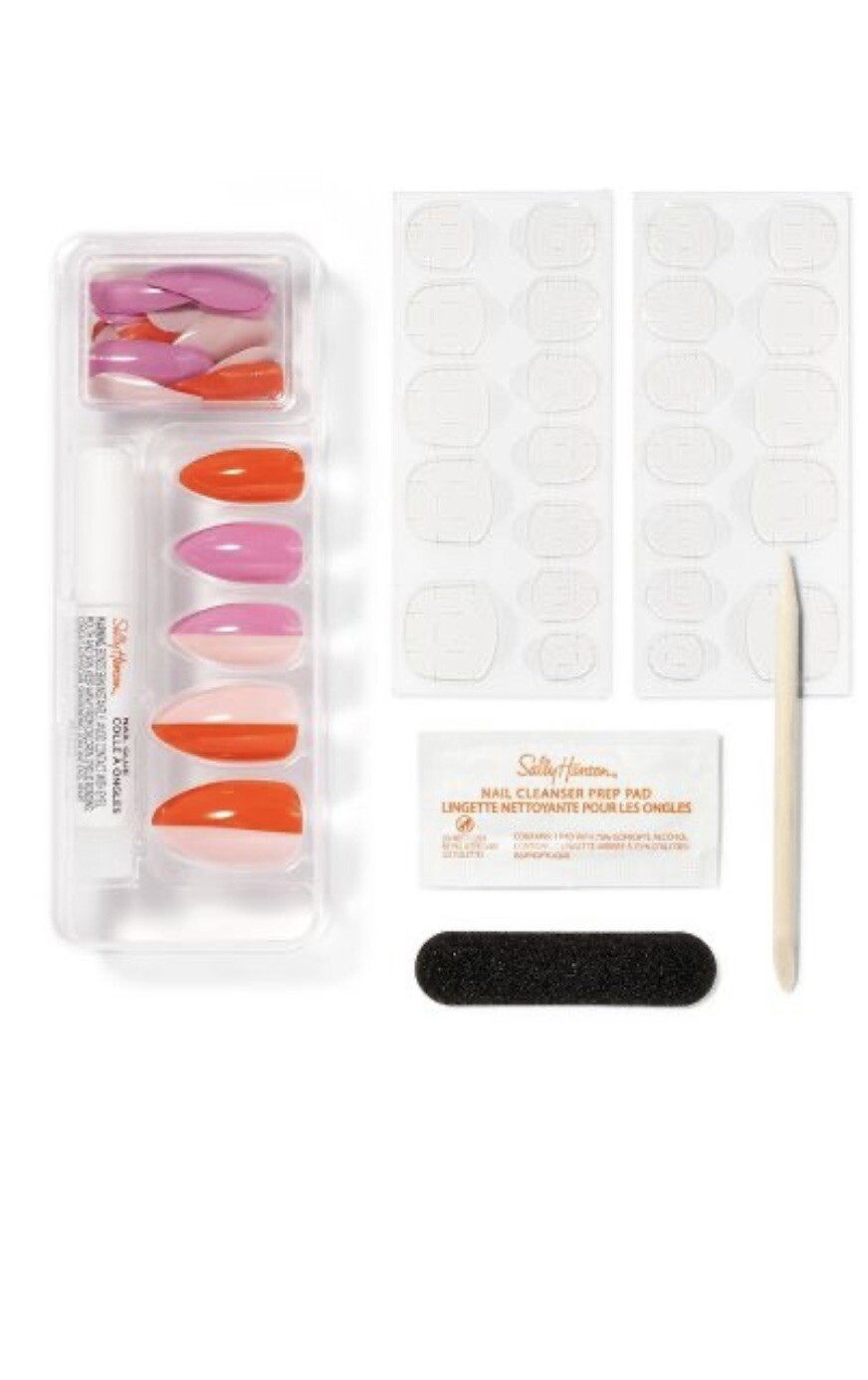 Sally Hanson X Diane Von Furstenberg Adhesive 24 Nails Almond Shape (4 Pack) NWT