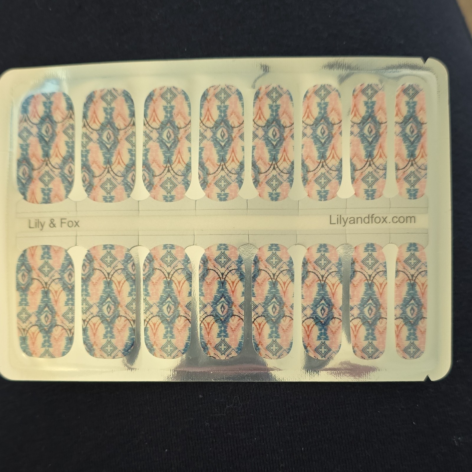 Lily & Fox – Nail Stickers – Blue Pink White – Full Wrap