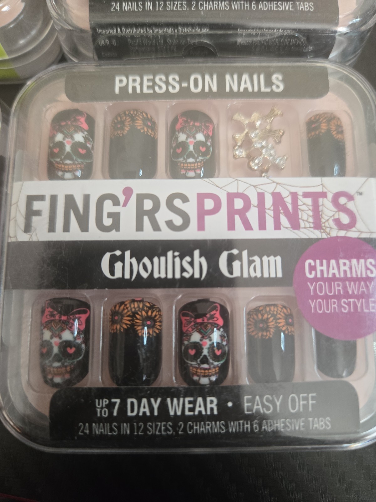 FING’RS PRINTS PRE-GLUED NAILS, Rock Rebel, 4-Pack. (24 COUNT Per-PACK) (G3)