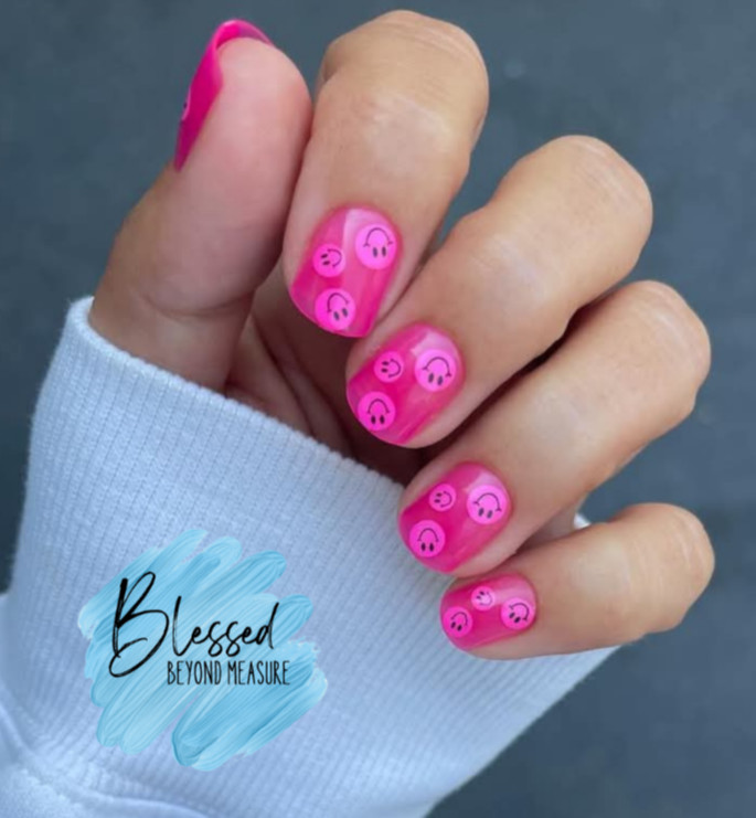 Red Aspen Press On Nails~ Don’t Be Jelly Joanie~Nail Dashes~Pink~Short~Smiley