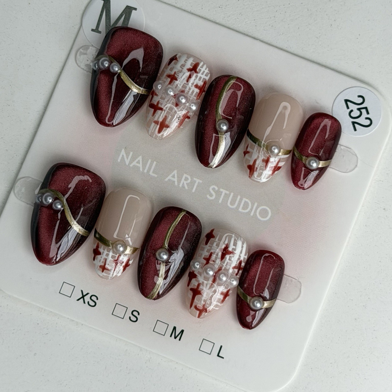 Handmade Red Brown Press-On Nails With Pearls Glossy Short Almond SizeM Reusable
