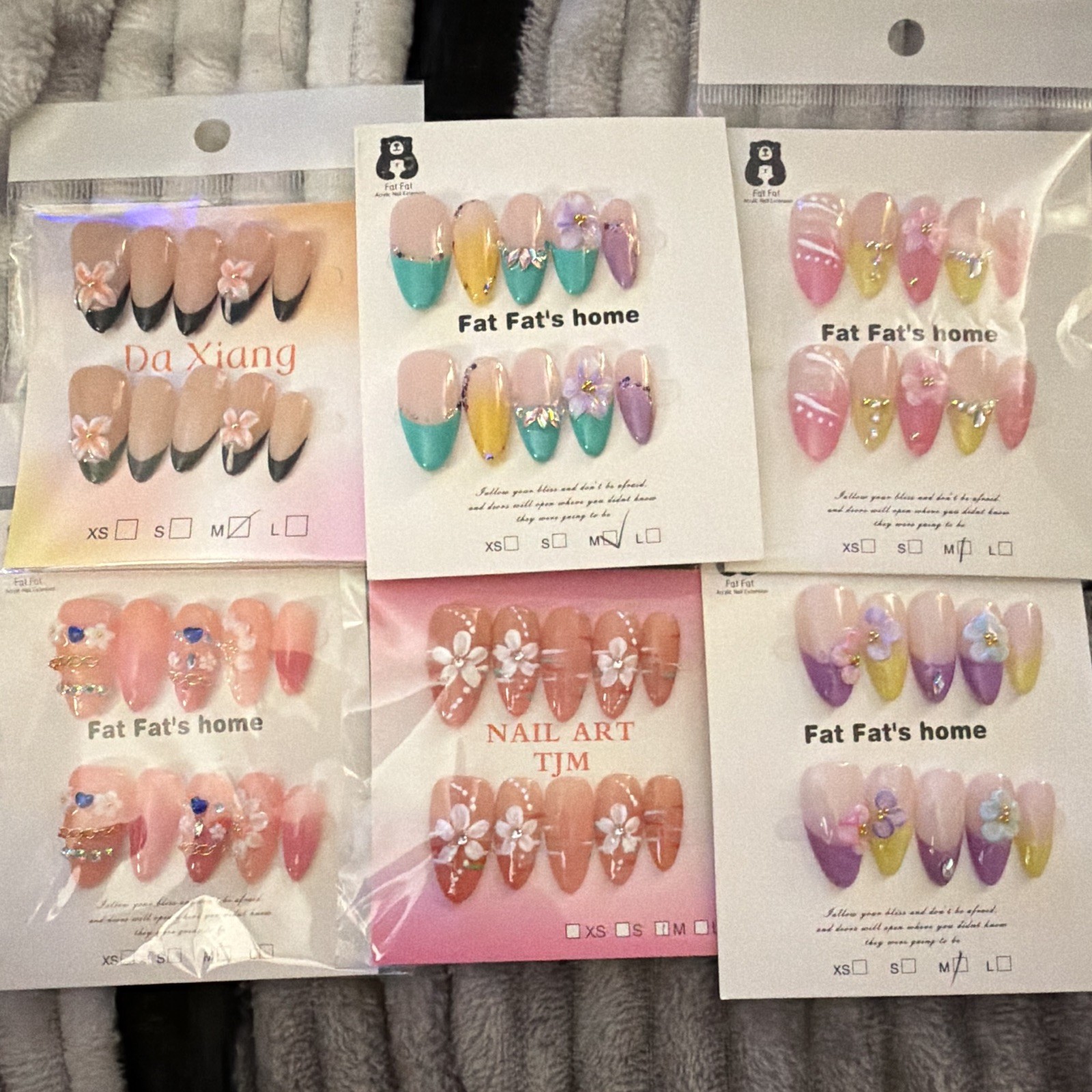Fat Fat’s home Press-On Nails Size Medium Almond 3D Flower Pink Yellow Purple