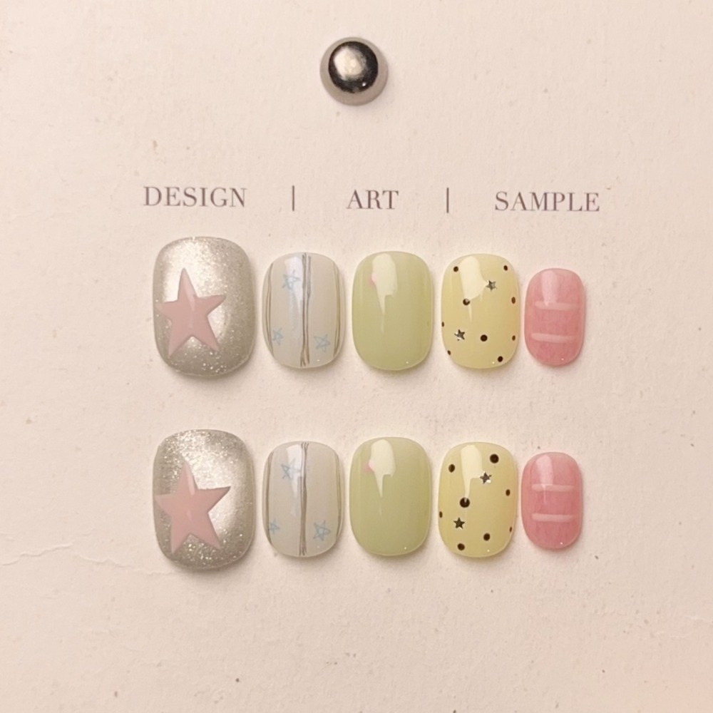 10Pcs Short Round Cat Eye Star Press On Nails, Cream Korean Style 2026 New Nails