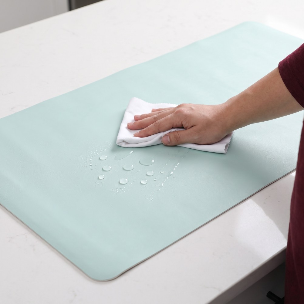 Professional Nail Table Mat, 31.5×15.75″ Foldable Manicure Desk Pad for Salon