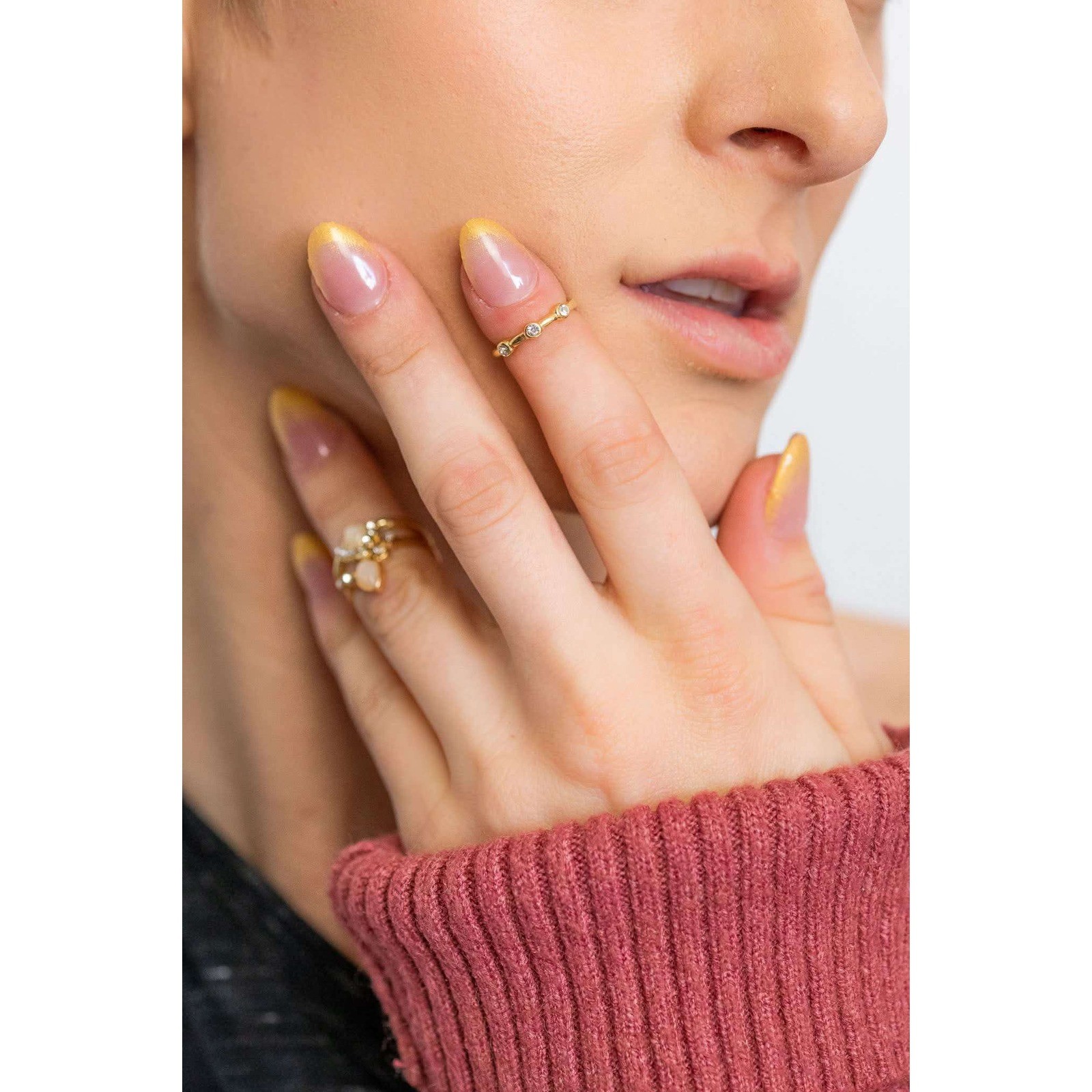 Siara Martin Beauty Elite UV Gel Nail Wraps Electra Gold Pink Ombre Manicure