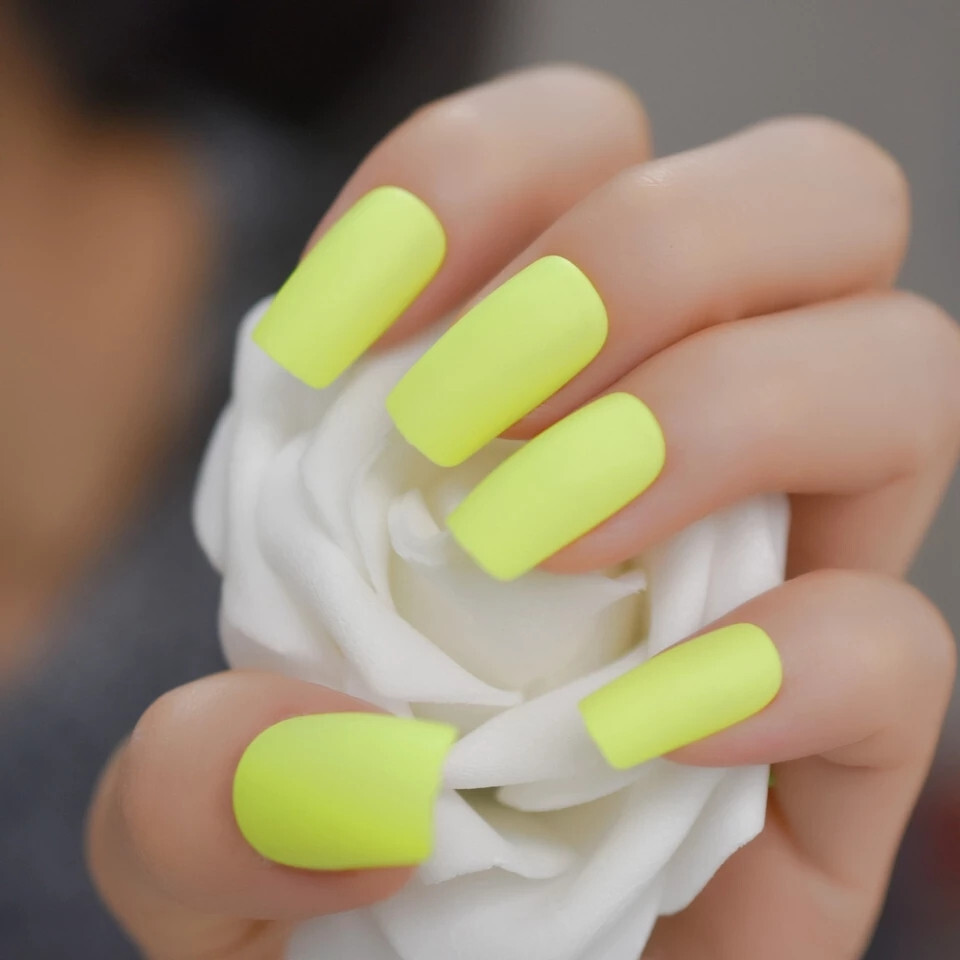 24 Medium Press on nails kit w glue Matte neon yellow green square y2k
