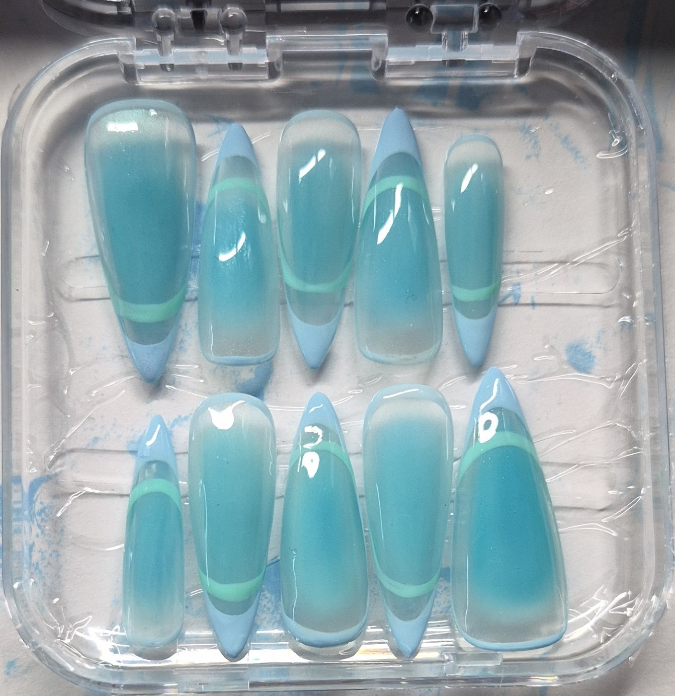 Blue Light Blue Green Shiny Ombre Stiletto Press-On Nails Pre-Designed Full Cov…