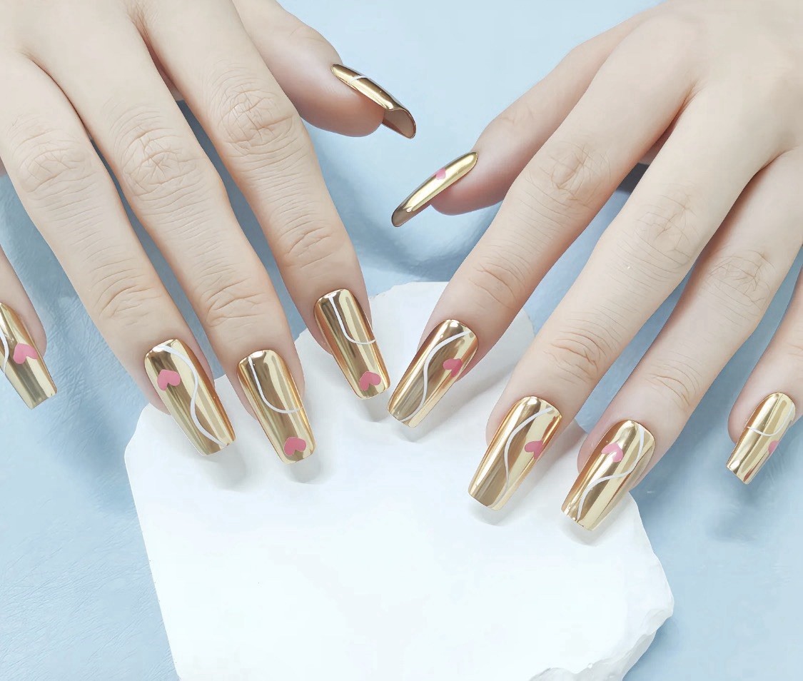 QINSINGE Golden Mandala Press-On Nails
