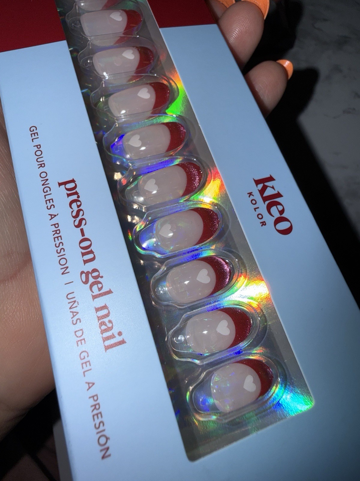 New Kleo Kolor Press-On Gel Nails – Short Round Bisou Red French Hearts