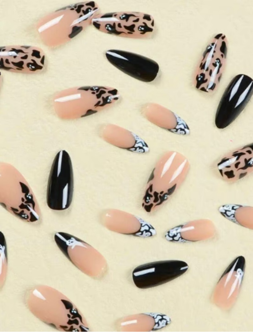 Black Ghosts Halloween NEW Press On Nails NIB