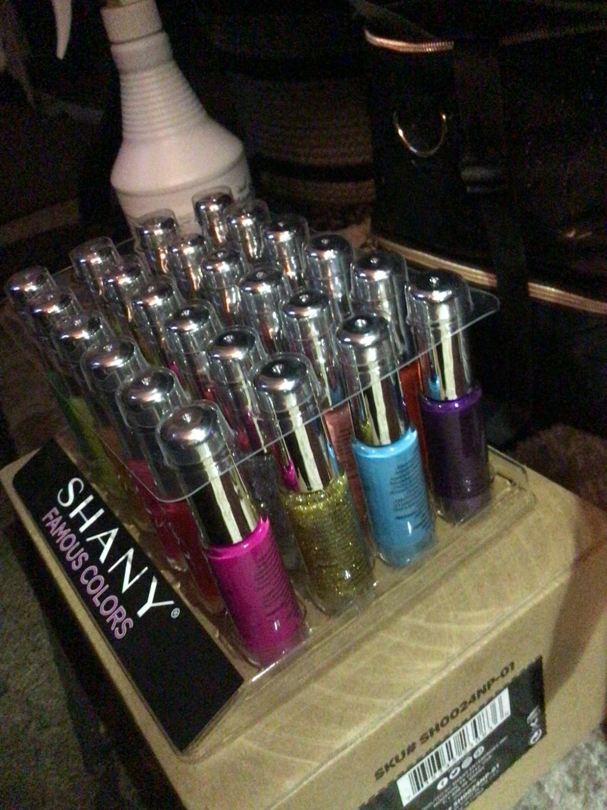 Glamorous Nail Art Kit: 24 Colors with Quick Dry & Built-In Brush – cruelty-free