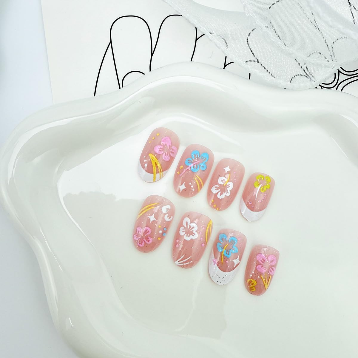 24Pcs Summer Flower Fake Nails White French Press on Nails Short Almond Glossy A