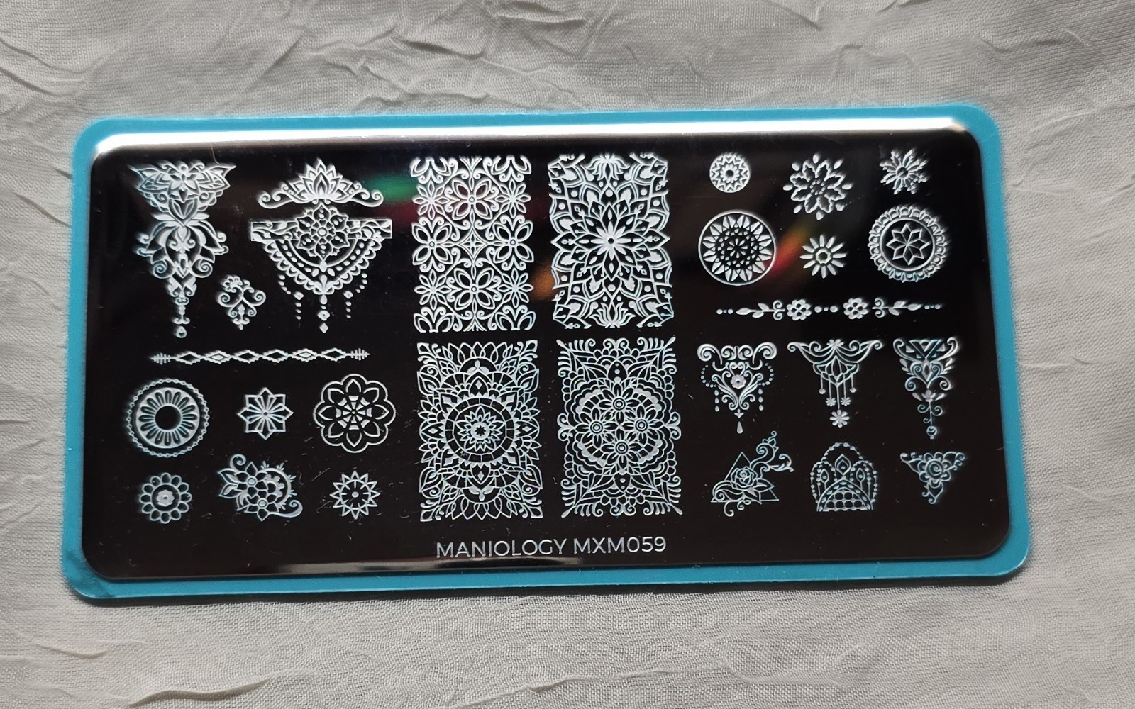 Maniology MXM059 Centered Tribal Aztec Zodiac Animal Mandala Nail Stamp Plate