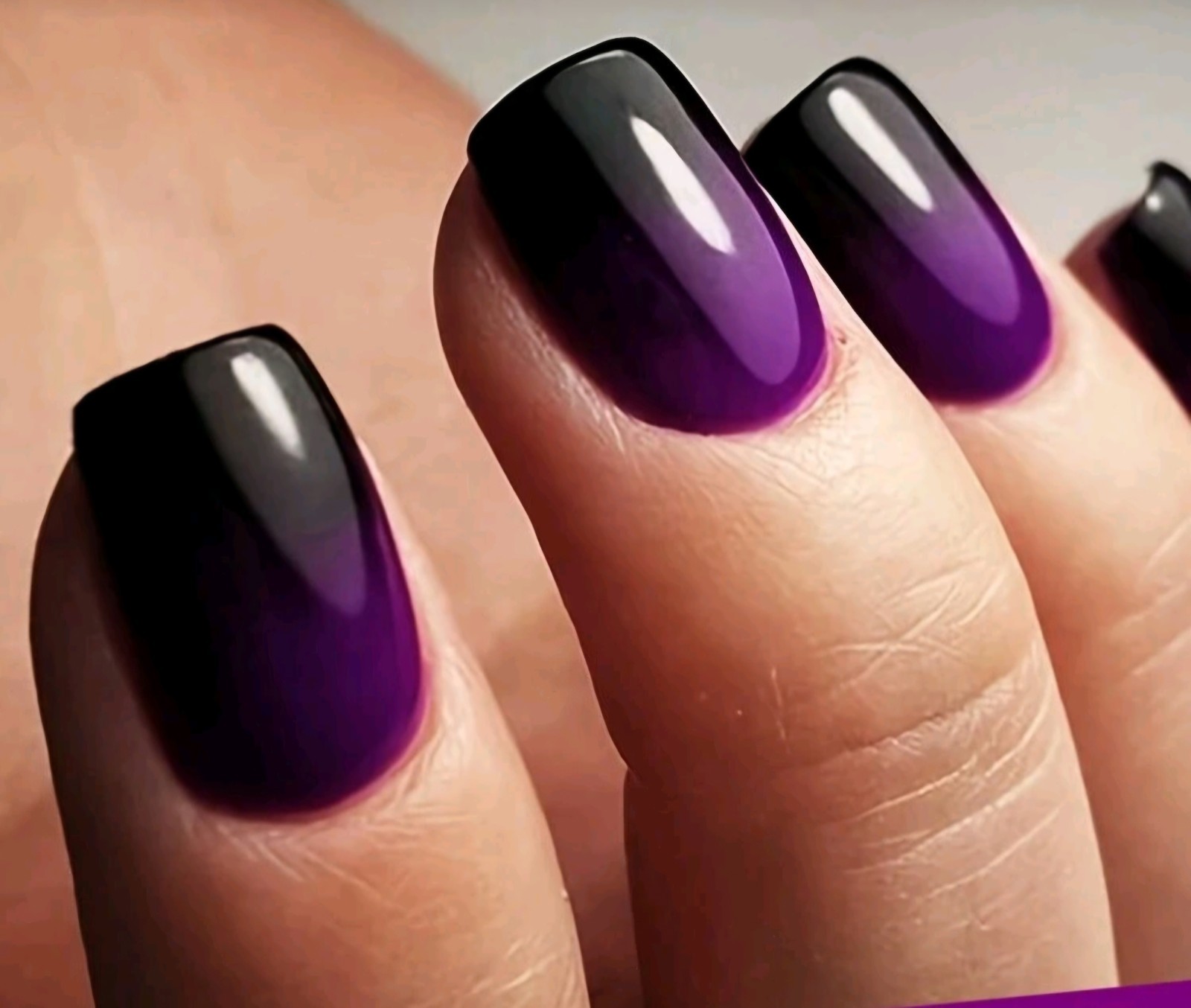 Press-On Nails Dark Purple Gradient Short Coffin Shiny