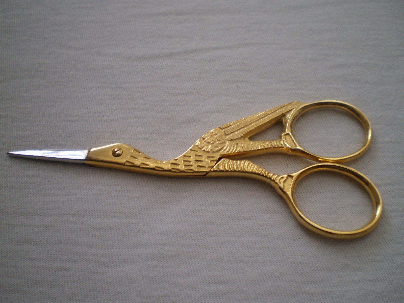 SEAGULL EMBROIDERY FANCY SCISSORS SIZE 3.5“ GOLD PLATED