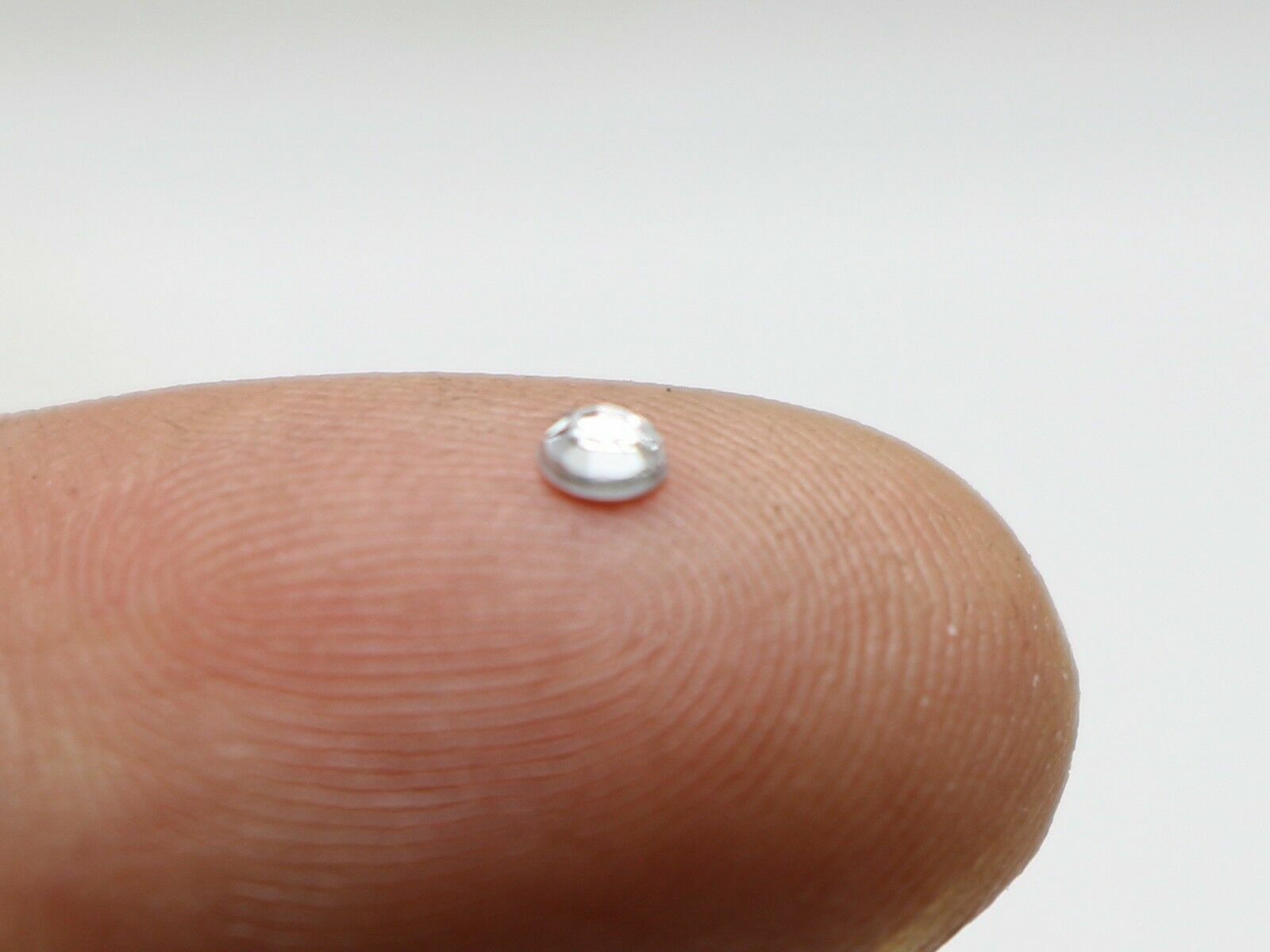 1200 Acrylic Nail Art Round Flatback Rhinestone Gem 2mm with Wheel 12 Colour