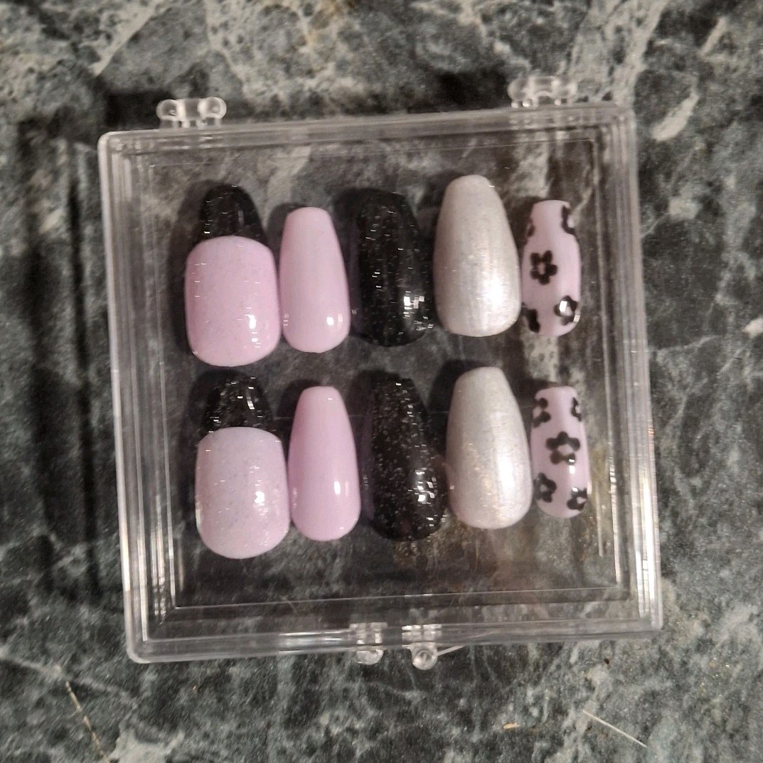 Pink Black White Glitter Oval Press-On Nails Flower Full Cover Pre-Designed Set
