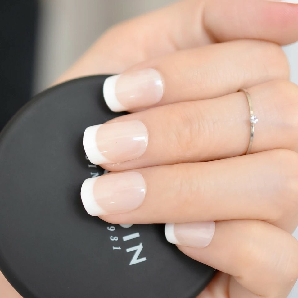Short French Mani Press on nails Nude classic baby boomer white tip Classic