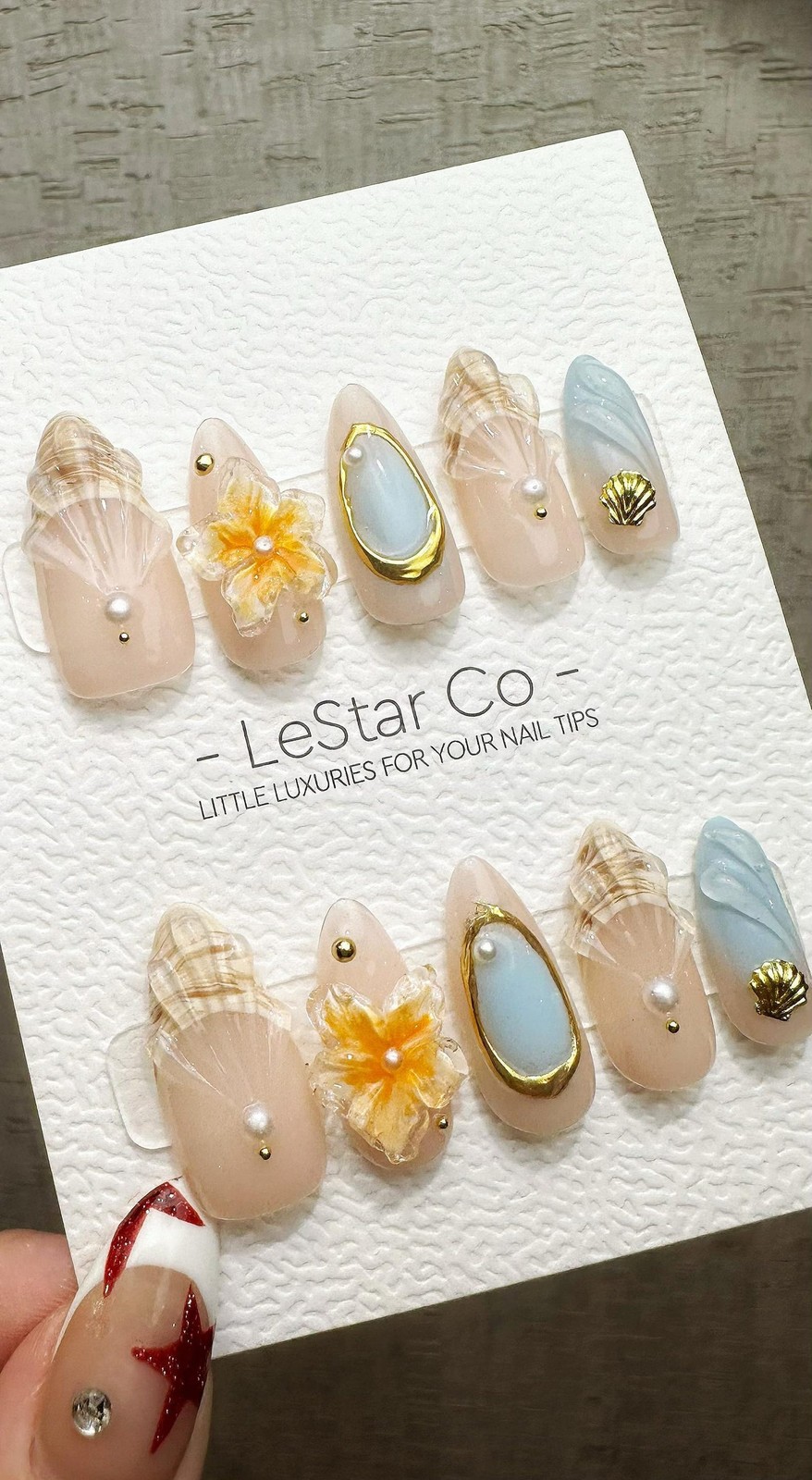Handmade Ocean Shell 3D Flower Gold Shell Pearl Medium Almond Press on Nails