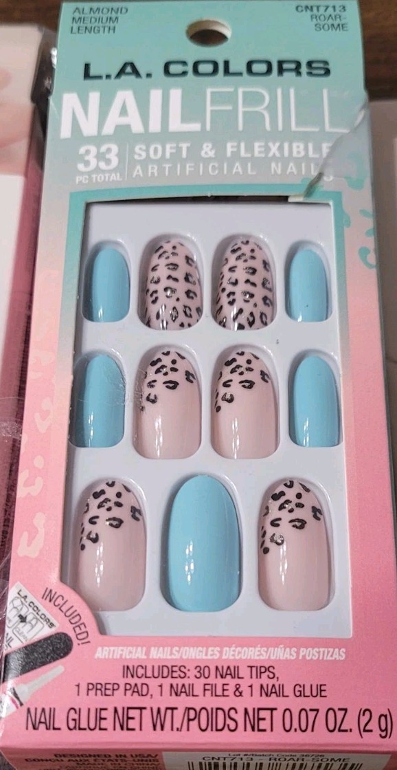 Various Color Press On Nails Short Medium (Lot of 4)