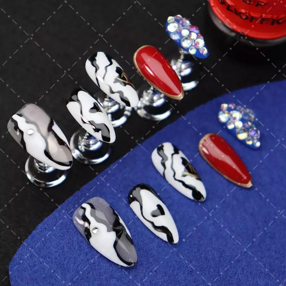 Handmade Almond Fake Nail Animal-printed Diamond Cow/Zebra Pattern Press On Nail