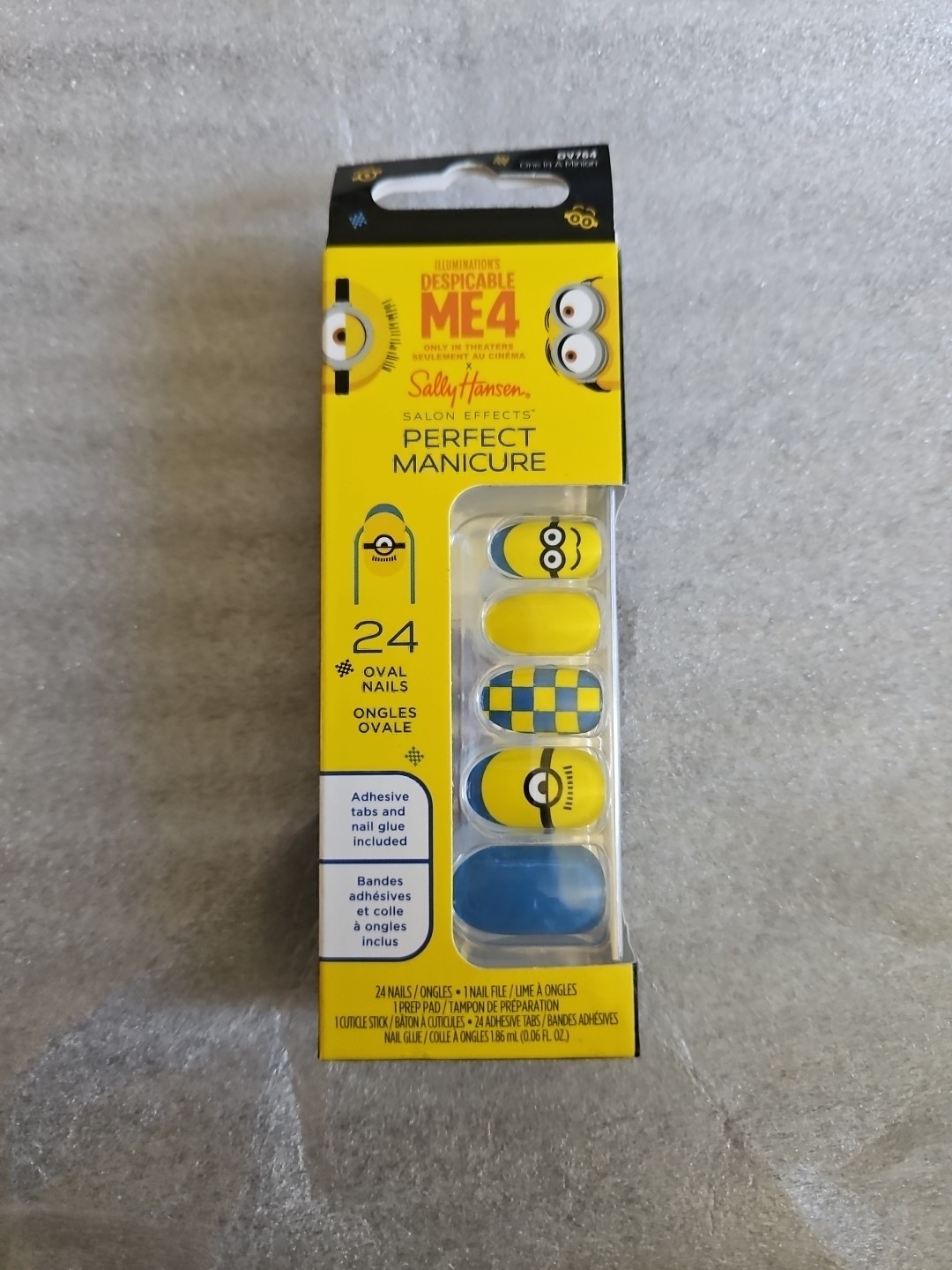 Sally Hansen Salon Despicable Me 4 – 24 Oval Press On Nails #OV764