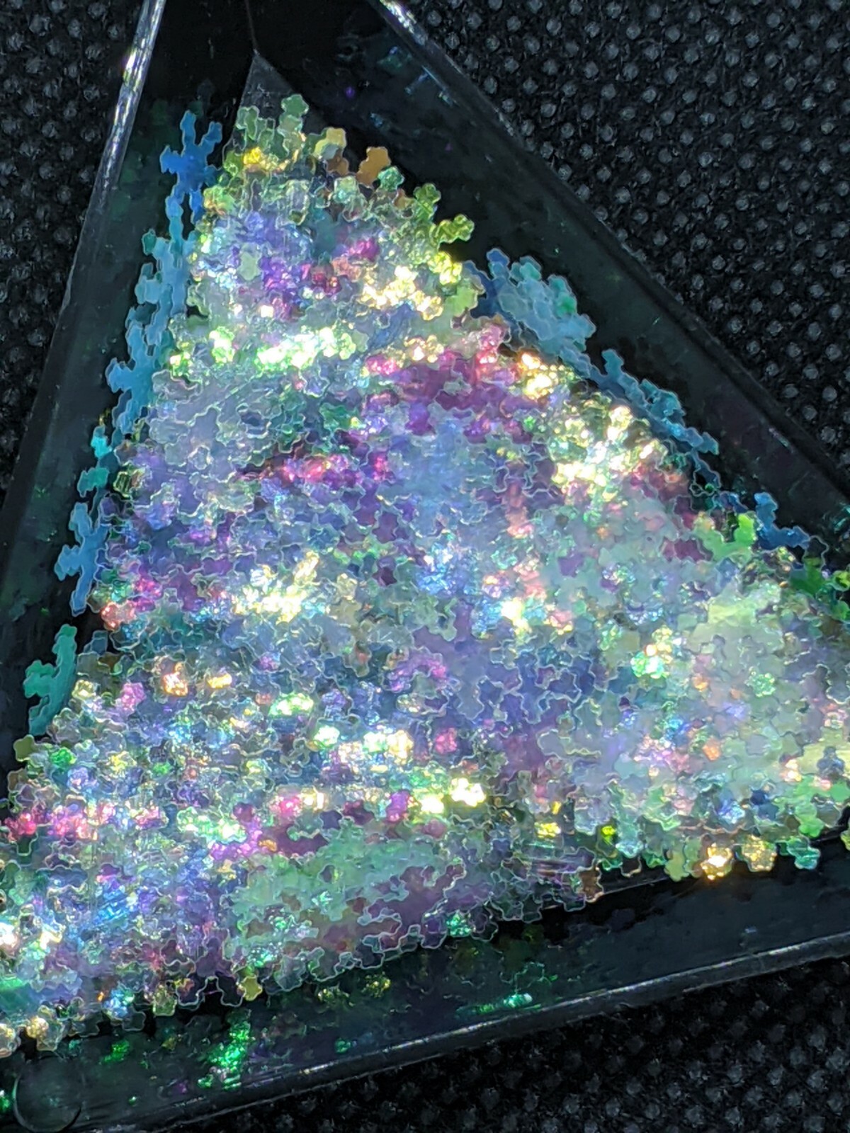 Colour Shift AB Clear/White/Green/Pink Snowflakes Winter Christmas UK Seller
