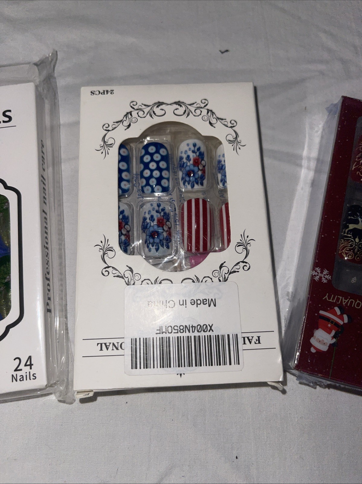Press On nails Lot Of 3 Packs / Christmas / Green / Flowers