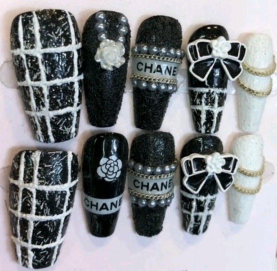 NWT NAIL ART DESIGN SELF-SEAL STICKERS SOLID WHITE N°103!