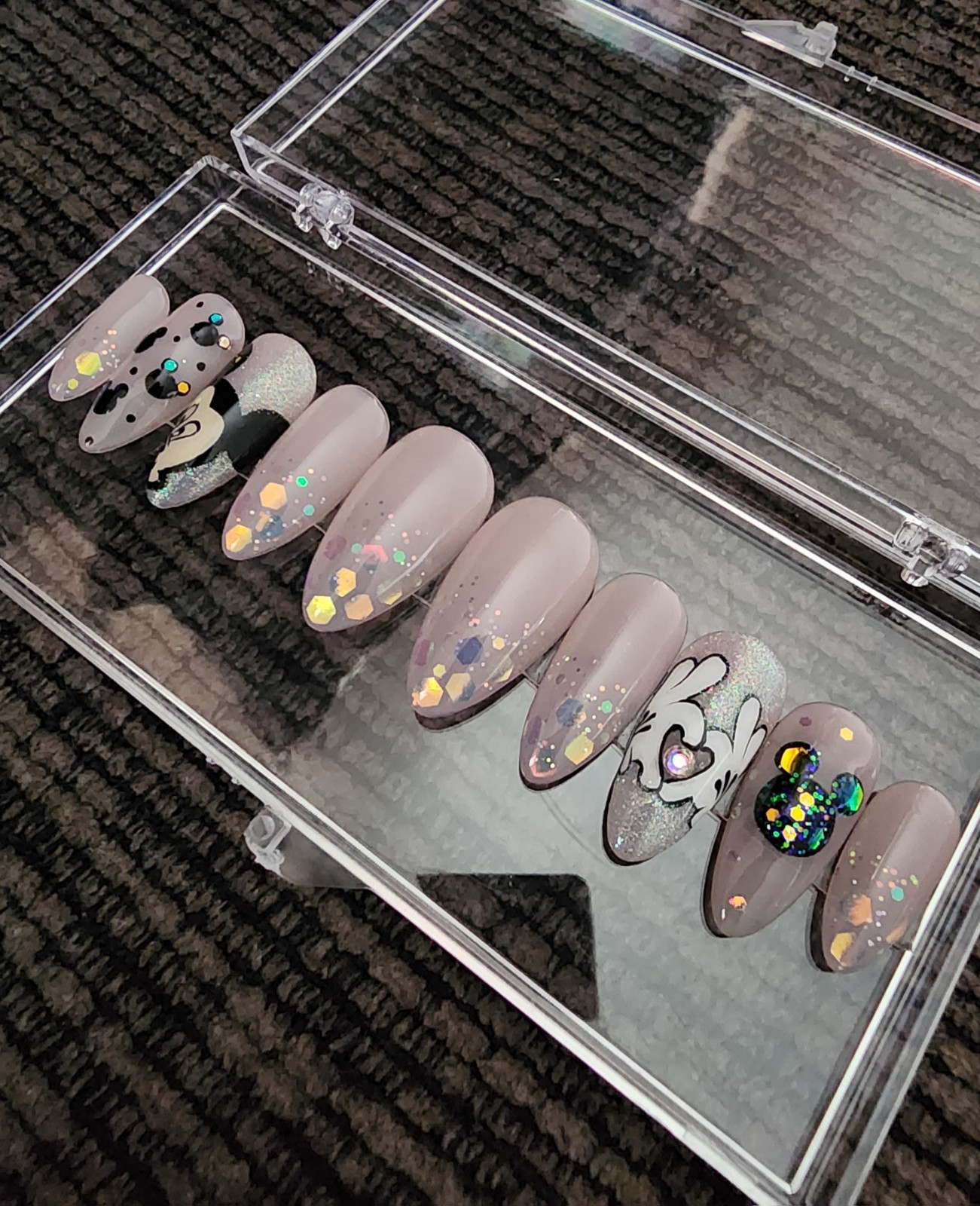 Handmade Presson Nails Natural Pink Glitter Medium Almond Disney Mickey Mouse