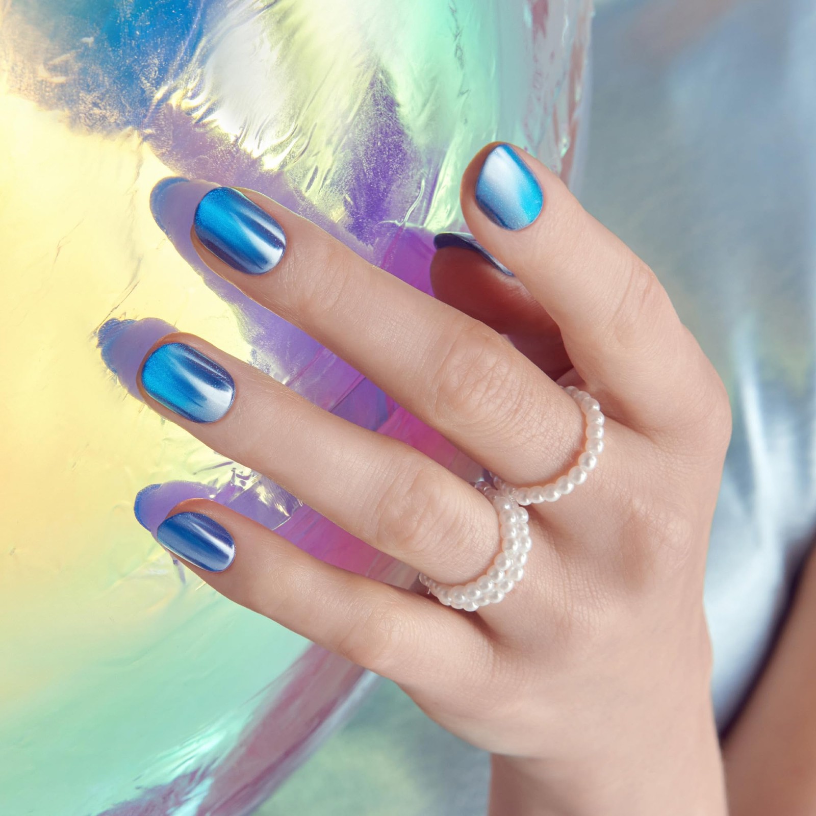 KISS colorFX by Press On Nails , ‘Reconnect’, Solid Blue with Pearlescent Fin…