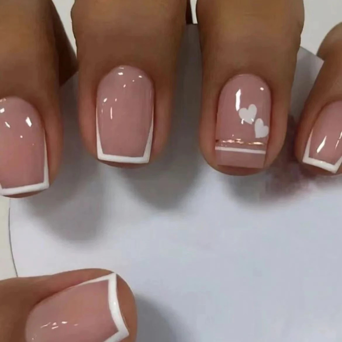 24pcs Short Square Press On Nails Cute Bride Heart White French Tips False