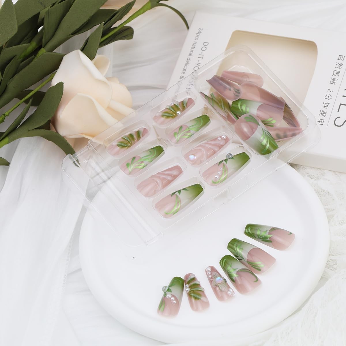 24Pcs 4th of July Press on Nails Medium Almond Full Cover Acrylic Glue On