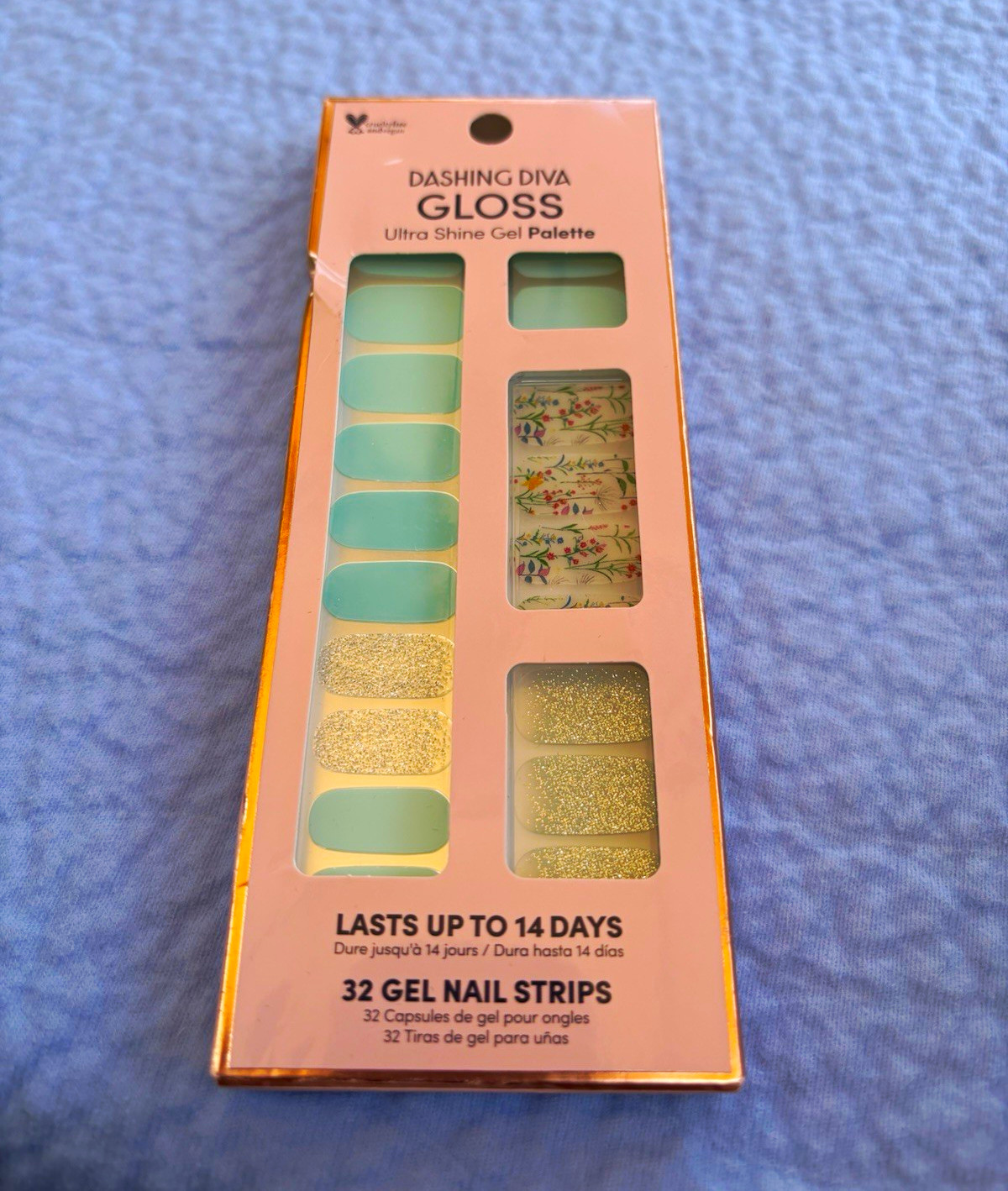 Dashing Diva Gloss 32 Press-On Nails Blue Floral Glitter Shiny Pre-Designed