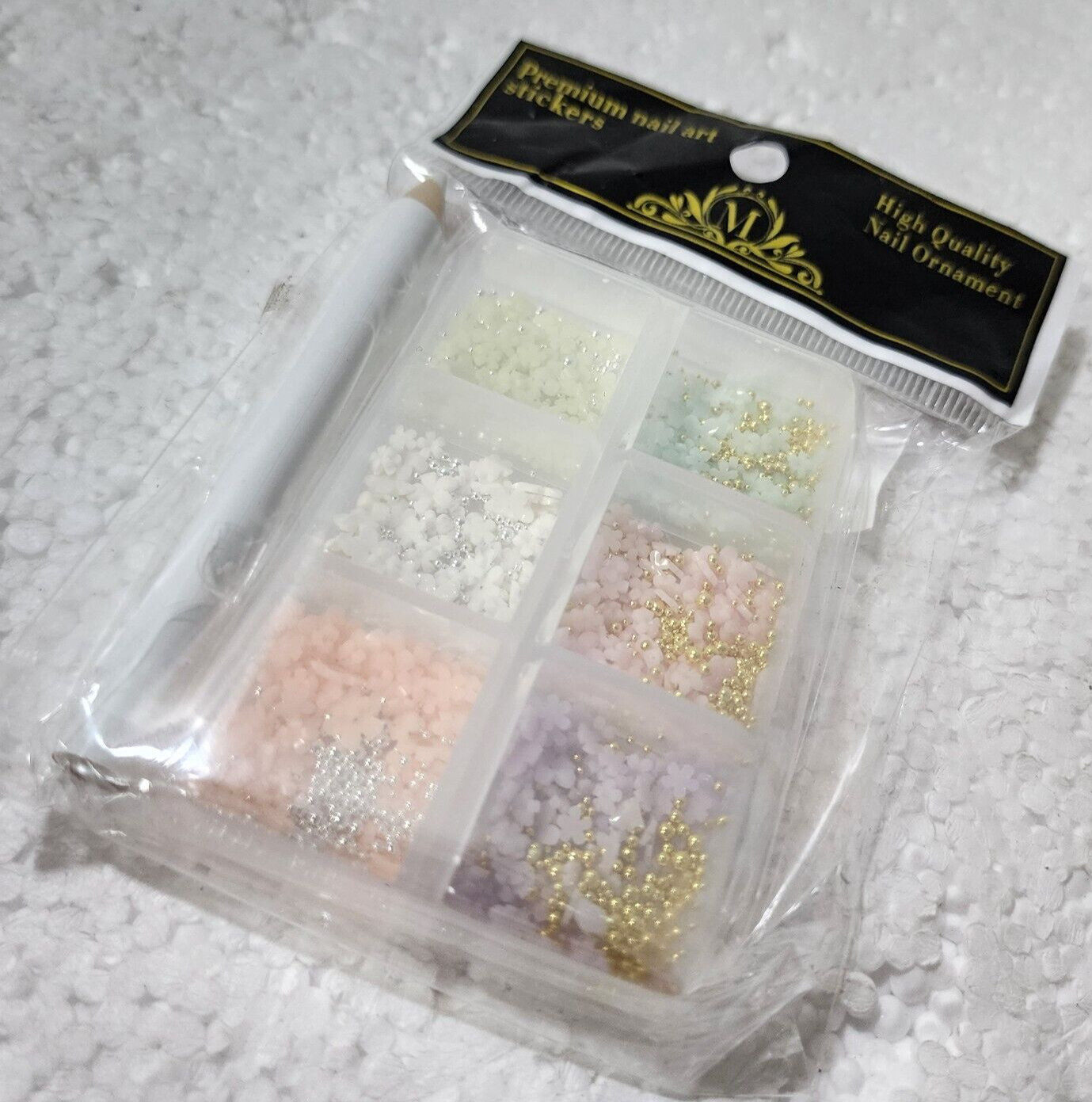 BAIYIYI Mixed 3D Flower Nail Charms, Metal Caviar Beads With Pickup Pencil