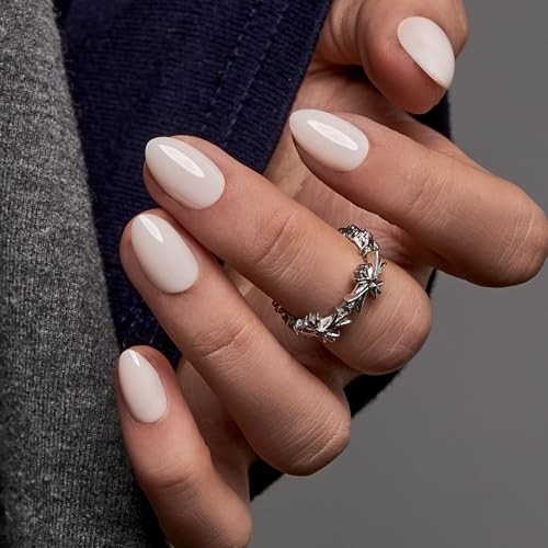 Extra Short Oval Press On Nails – Milky White – B5 – Nude Harmony