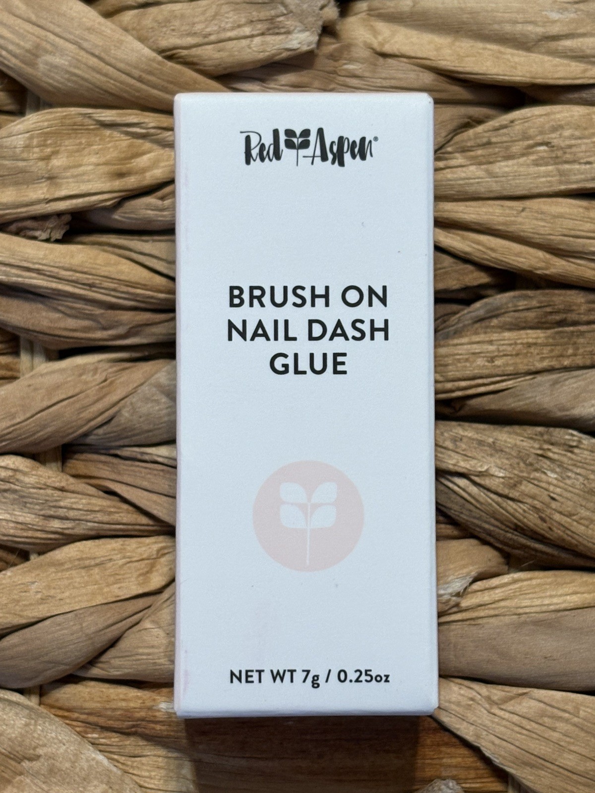 Red Aspen Brush On Nail Glue