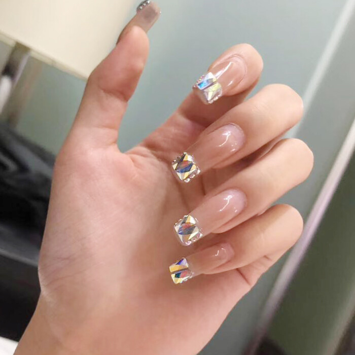 100pcs Nail Art Rhinestones Glitter Diamond Crystal Gems 3D Tips DIY Decoration
