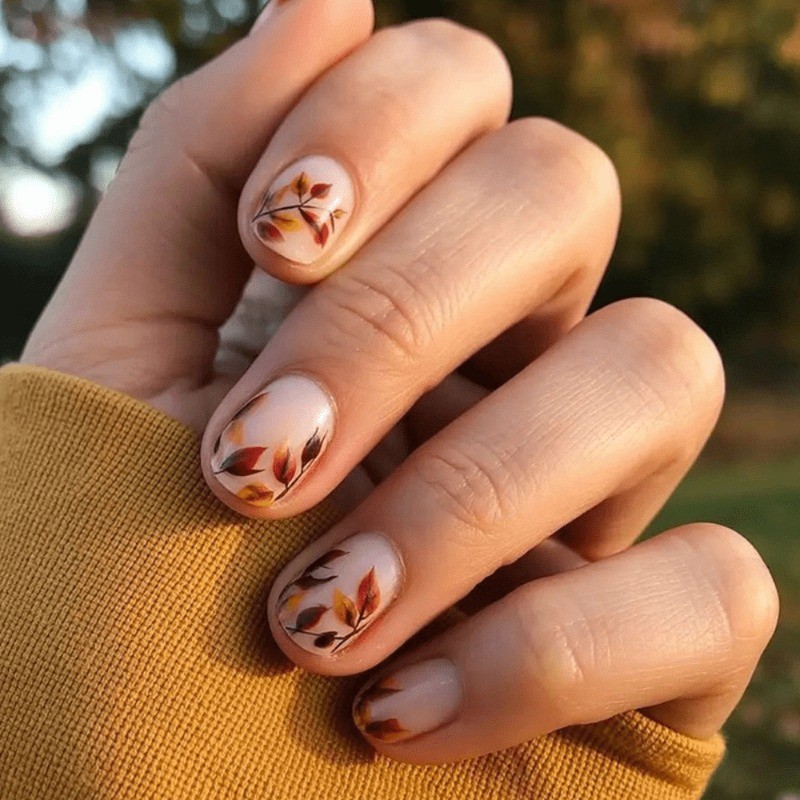48 Pcs of Short Circular Removable and Reusable Fake Nail Art with Tree Leaves